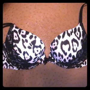 Victoria’s Secret Very Sexy Push Up Bra